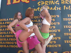 Randy babe in the party outdoor dancing in miniskirt and showing ass