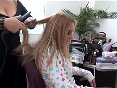 Incredibly hot pornstar showing her body in this solo clip