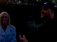 Stunning porn angel gives hard dick a good blowjob