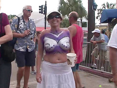 Naughty hot ass chicks displays tits in a hot and erotic outdoor scene