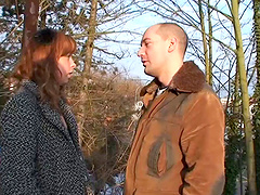 Stunning porn angel gives hard dick a good outdoor blowjob