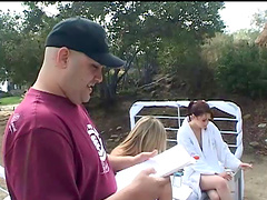 Sexy porn hottie displays seductive body in a hot erotic outdoor action