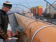 Stunning amateur porn angel gives hard dick a good outdoor blowjob