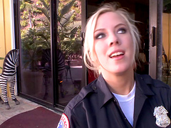 BiBi Jones gets her cunt fucked deep in reality video