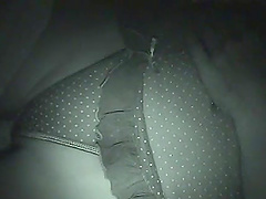 Sexy babe gets her cunt fingered and mouth fucked in bed