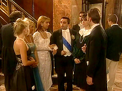 A real retro threesome party with stunning blondes