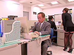 Horny Asian boss lady can't hold it anymore in her office