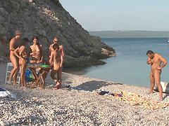 Outdoors groupsex shoot with luscious brunette hotties