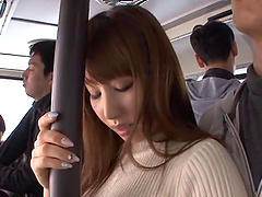 Cute Japanese babe gets jizz on her tigh during a bus ride