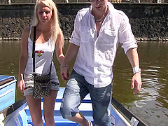 Teen couple enjoys a hardcore pussy drilling session after a hot date