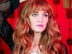 Angelic cowgirl goes nude in this entrancing solo shoot