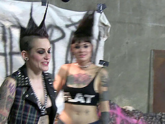 Alternative babes Joanna Angel and Kelsi Lynn both get boned