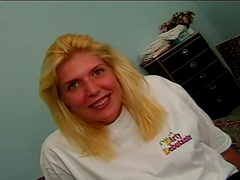 Balls-deep pussy ramming for the gorgeous Kelsey Cheston