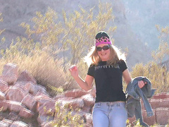 Playing with the pussy in the wilderness is exactly what she needed