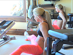 Irresistible girl shows off her sexy private parts inside the gym