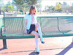 Early morning is quite a nice time for some outdoors masturbation