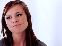 Sexy masseur allows her customer to bang her with the stiff pecker