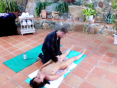 Sexy masseur allows her customer to bang her with the stiff pecker