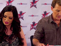 Chicks audition to be strippers and put on wild shows