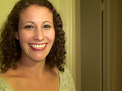 Jessica D. enjoys while being pleasured - Homemade video