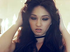 Hottest senorita with a juicy bum lies down for some vaginal spooning