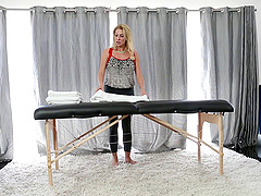 It is Tara's big chance to do the pussy licking with another lady