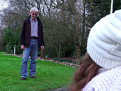 Homeless babe fucking an old dude outdoors for money