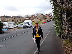 It's finally the time for Sally to put that thing into her mouth!