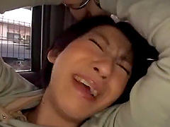 Amateur video of an amateur chick having some fun in the van