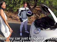 Wild outdoors fucking with a facial for small tits Latina Apolonia