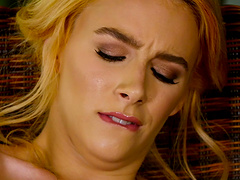 Amateur blonde model Penelope Lynn stripping and playing with her cunt