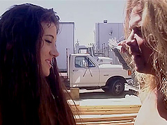 Shawna Edwards enjoys a great anal outdoor session