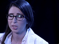 Arousing pussy-eating by Serena Blair and Alexis Fawx