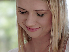 Fantastic cunt wasting with Violette Pure and Toby