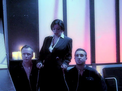 Long-haired bombshell Alexis Silver gets her knees dirty