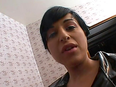 Avy Lee Roth has to deal for a nasty fat man's small prick