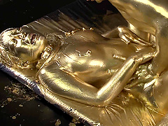 Japanese woman covered in golden paint fucked hard by her partner