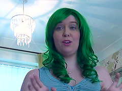 Mature slut Alisha Rydes gives a superb fellatio for the camera