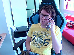 Mature slut Alisha Rydes gives a superb fellatio for the camera