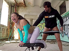 Amazing outdoor cock sucking with Jade and her bod Nick Moreno