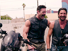 Anna Bell Peaks and Felicity Feline bend over for hunks' big dongs