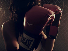 Gorgeous Amia Miley spreads her legs for a fellow's dick