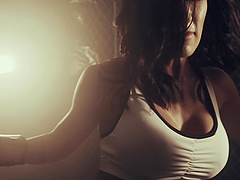 Gorgeous Amia Miley spreads her legs for a fellow's dick