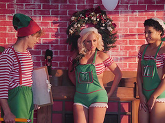 Alena and Amethyst Banks are naughty chicks who want to fuck an elf