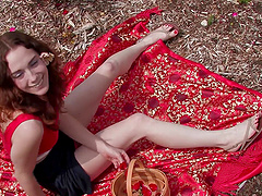 Grand hairy pussy worked on hardcore in the kitchen