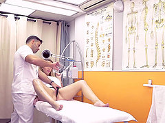 Paola Guerra fucking her gynecologist shamelessly at the clinic
