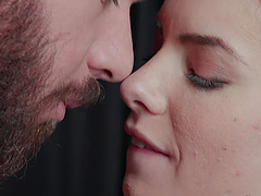 Summer Brooks talks a handsome guy into drilling her wet cunt