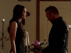 Dolly Lee gets talked into pleasing a guy by fucking with him