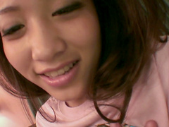 Pretty Iori Mizuki pleases a kinky friend by blowing his cock