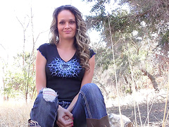 Sexy Prinzzess and Vanessa Veracruz like to lick each other's pussies